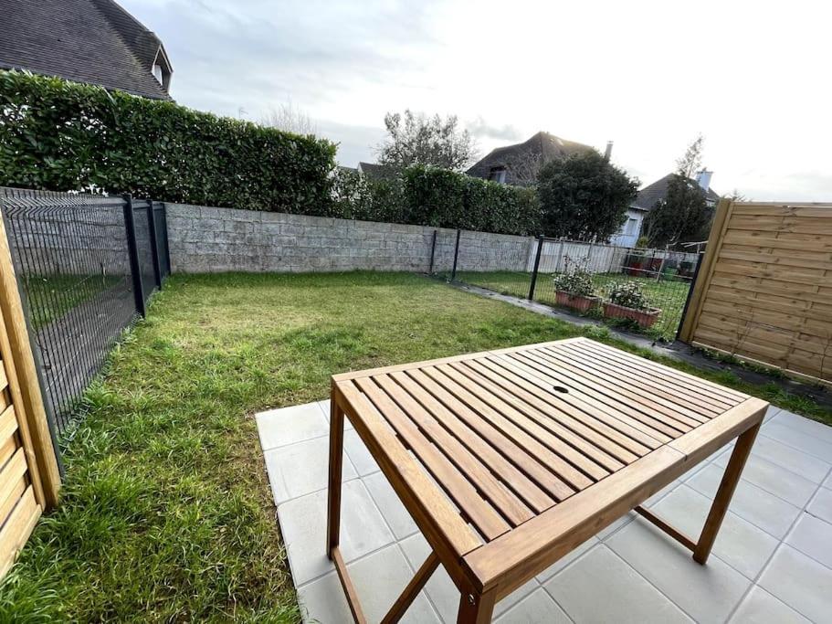 Freesia, Maison Neuve Avec Jardin Et Garage Caen Eksteriør bilde
