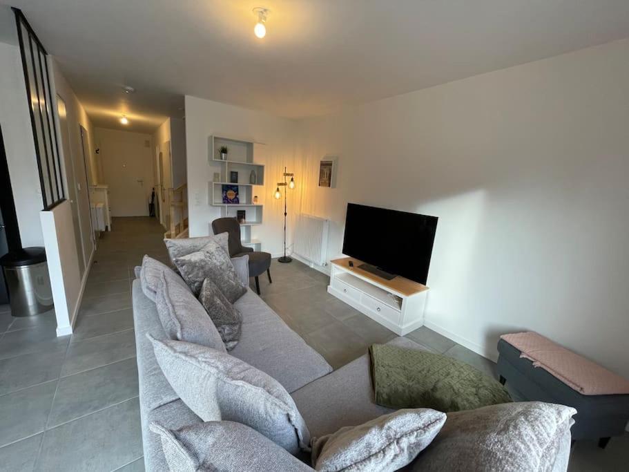 Freesia, Maison Neuve Avec Jardin Et Garage Caen Eksteriør bilde
